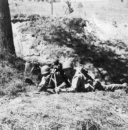 60mm mortar squad in action